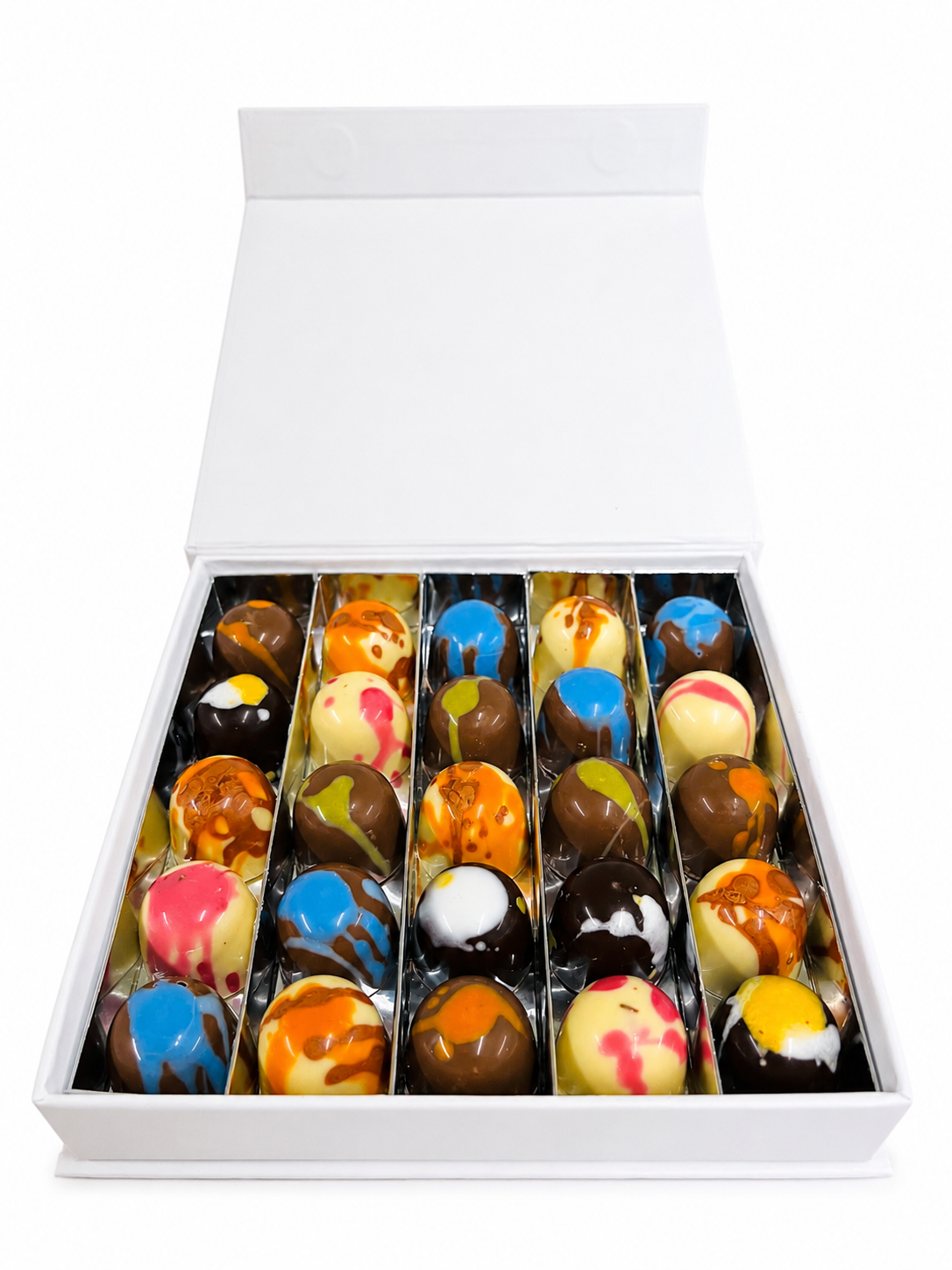 Luxe magneetdoos gevuld met overheerlijke "smaakmakers" bonbons - inclusief banderol